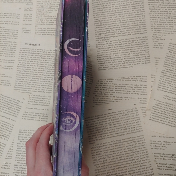 Threads That Bind Exclusive Fairyloot Edition - Picture 2 of 9